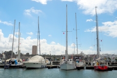 Rechts im Bild die "aracanga", links unsere Freunde vom "Streuner"