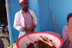 Afrikanischer Straßenimbiss - Tabalabba mit Leber