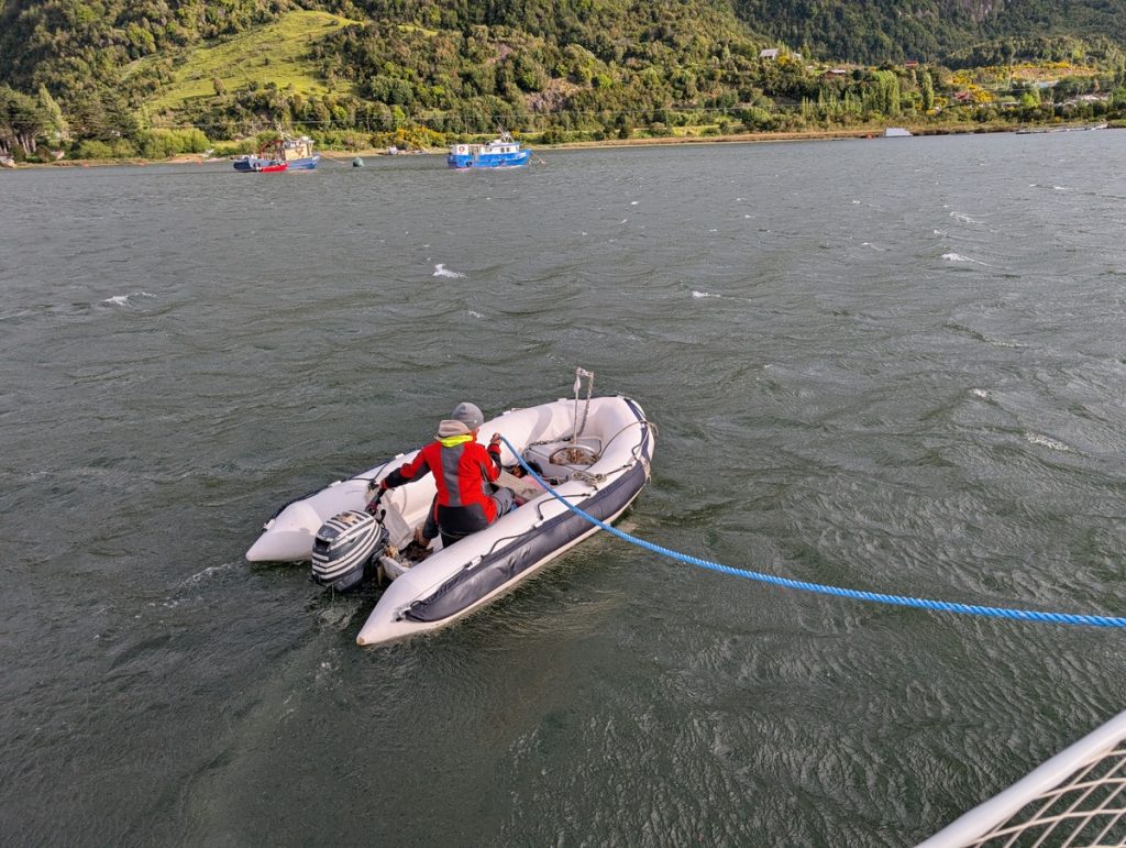 Wir bringen einen zweiten ANker aus. Puerto Chacabuco